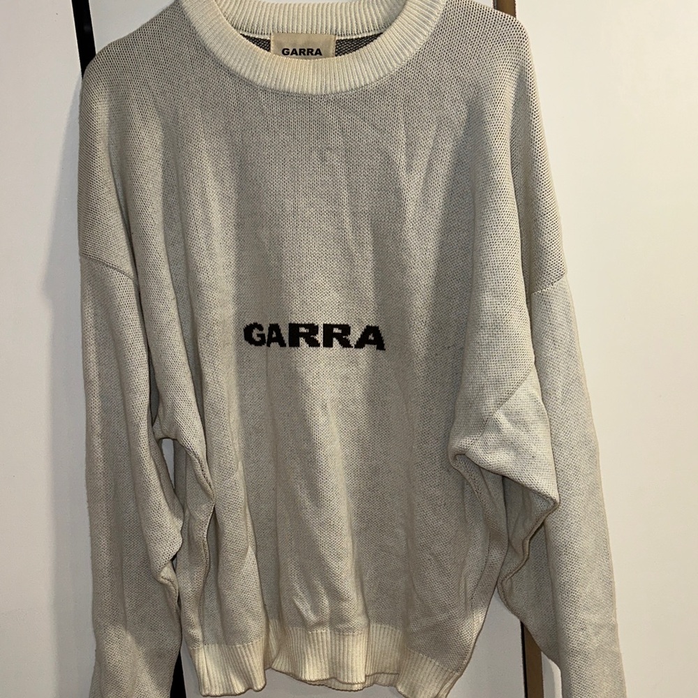 Garra branded knit sweater